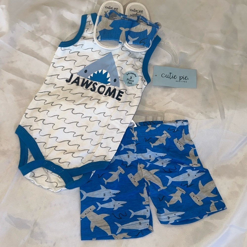 Cutie Pie Baby Boys 3 Piece Shark Jawsome Set Bodysuit Shorts‎ Booties 3-6M Blue
